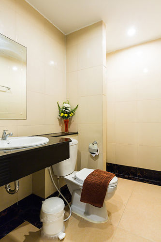 Till Thong Garden Khlong Thom Екстериор снимка