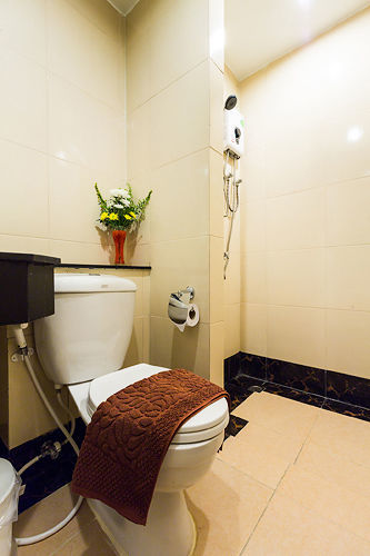 Till Thong Garden Khlong Thom Екстериор снимка